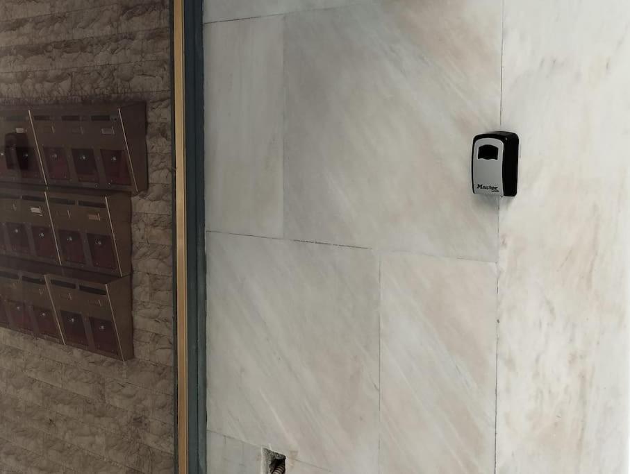 Nektar Cosy Apartment In City Centre Athen Exterior foto